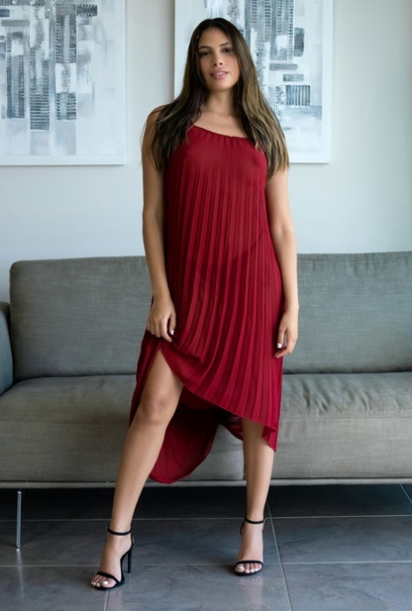 Kadıköy Çevresinde 5 Yıldızlı Otel Servisi Escort Sude